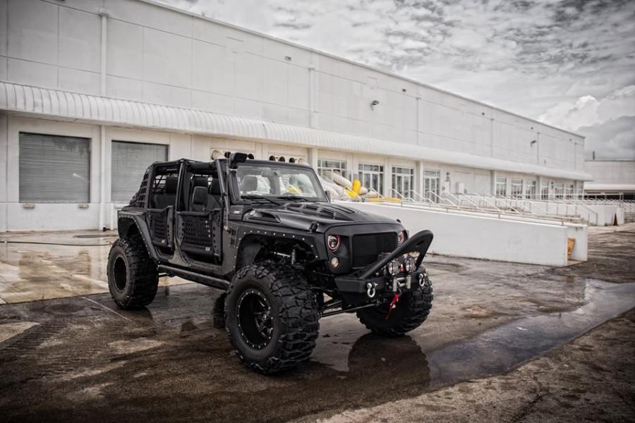  Jeep Wrangler by Luxuria Bespoke 2016 года  (фото 8 из 9)